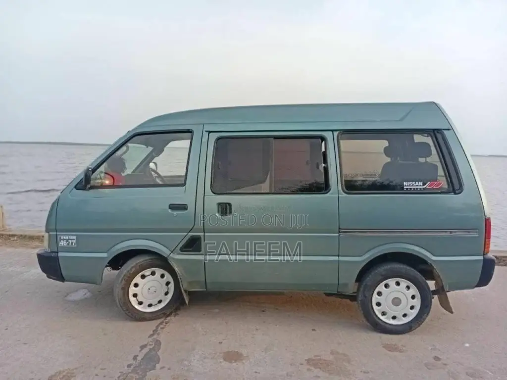 Nissan Vanette 1989 Van (Used)