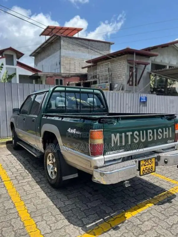 Mitsubishi L200 1998 Pickup (Used)