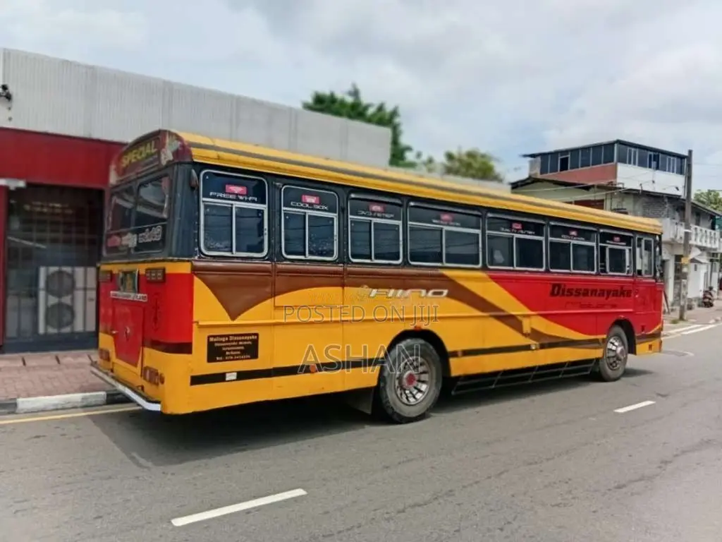 Ashok-Leyland Euro Sincomax Ruby 42 2003 Bus (Used)