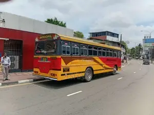 Ashok-Leyland Euro Sincomax Ruby 42 2003 Bus (Used)