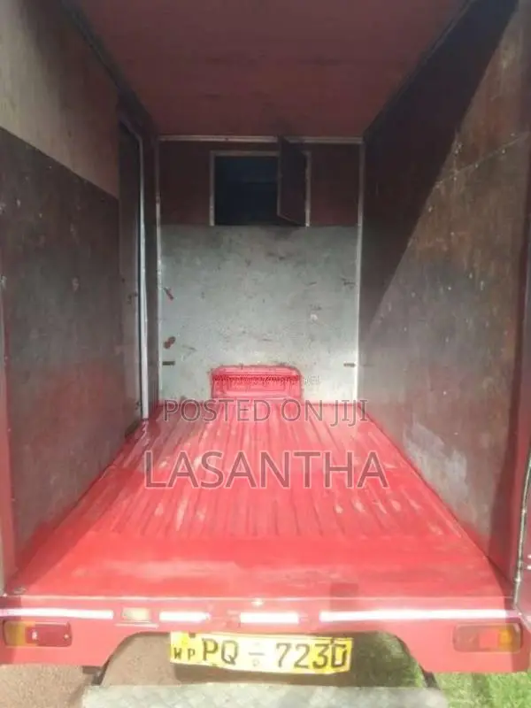 Tata Dimo Batta 2011 Lorry (Used)