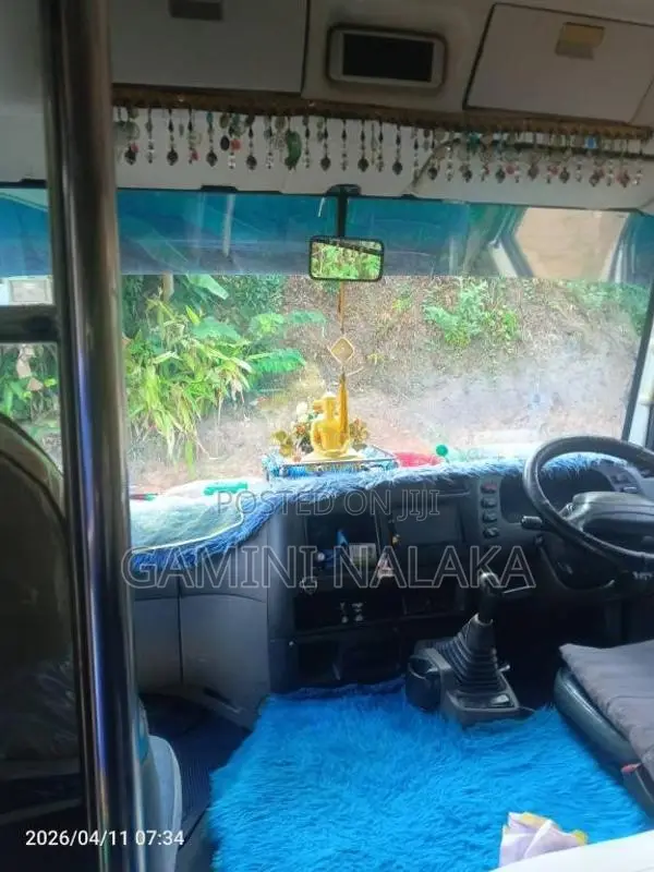 Mitsubishi Rosa 2010 Bus (Used)