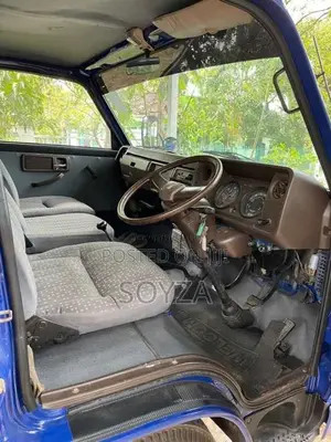 Mitsubishi Canter 1984 Lorry (Used)