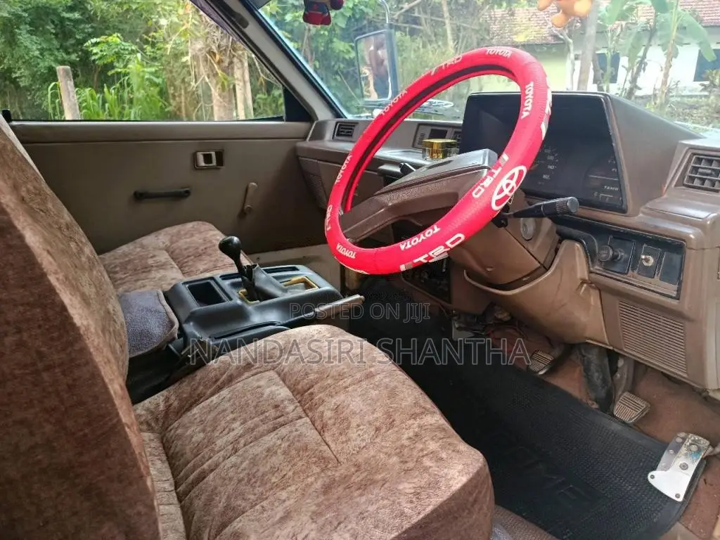 Toyota Townace CR26 1987 Van (Used)