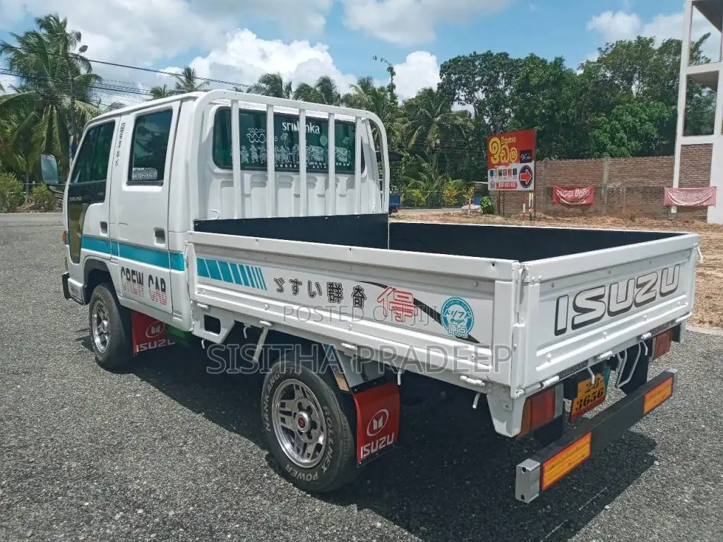 Isuzu CrewCab 1980 Crew Cab (Used)