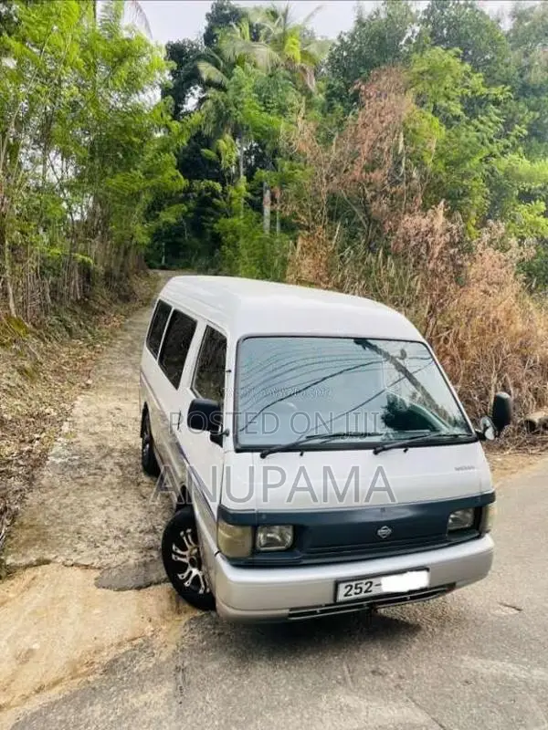 Nissan Vanette 1995 Van (Used)