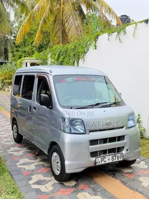 Daihatsu Cargo Van S320 2007 Van (Used)