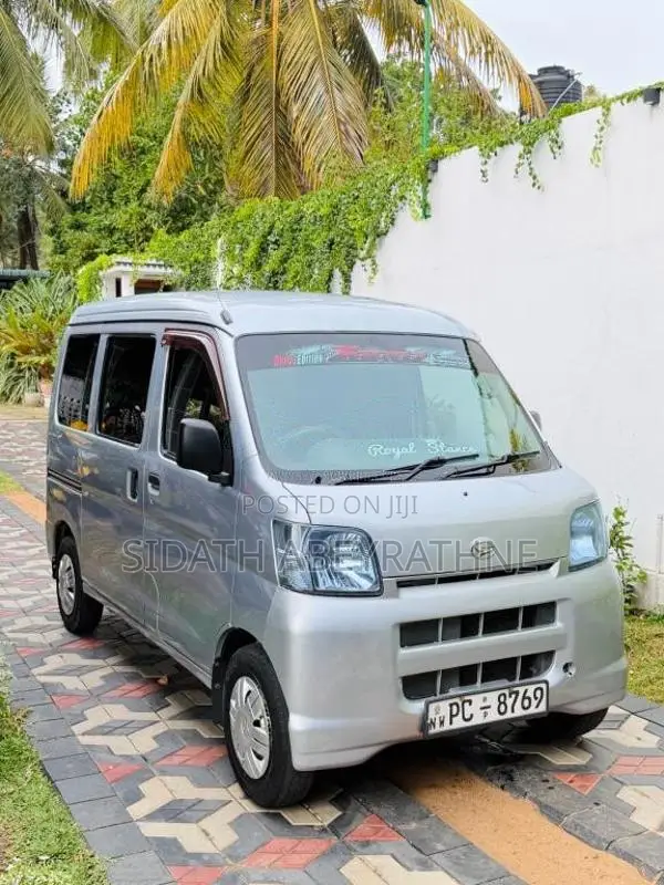 Daihatsu Cargo Van S320 2007 Van (Used)