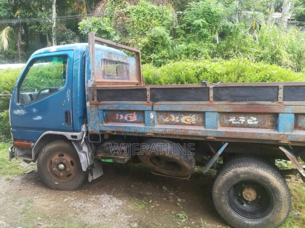 Mitsubishi Canter Tipper 1999 Lorry (Used)