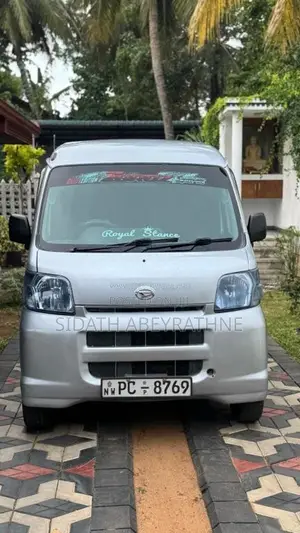 Daihatsu Cargo Van S320 2007 Van (Used)