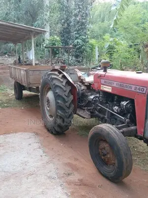 Massey-Ferguson MF240 2002 Tractor (Used)