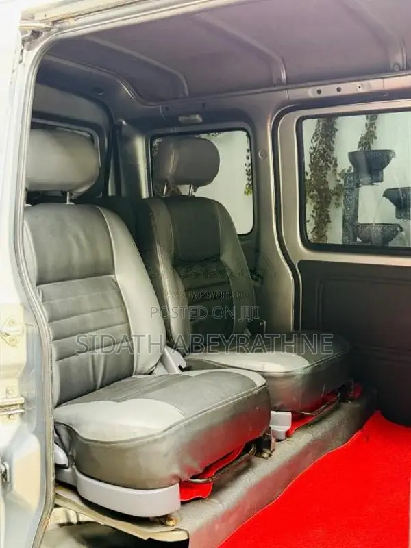 Daihatsu Cargo Van S320 2007 Van (Used)