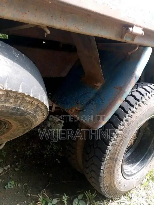 Mitsubishi Canter Tipper 1999 Lorry (Used)