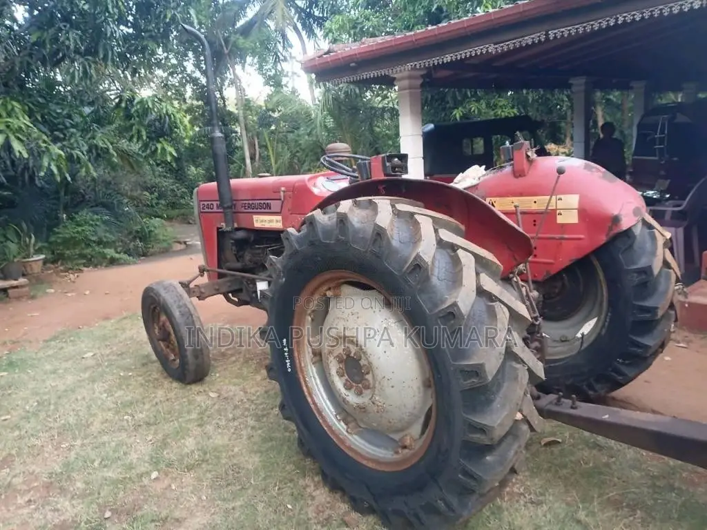 Massey-Ferguson MF240 2002 Tractor (Used)