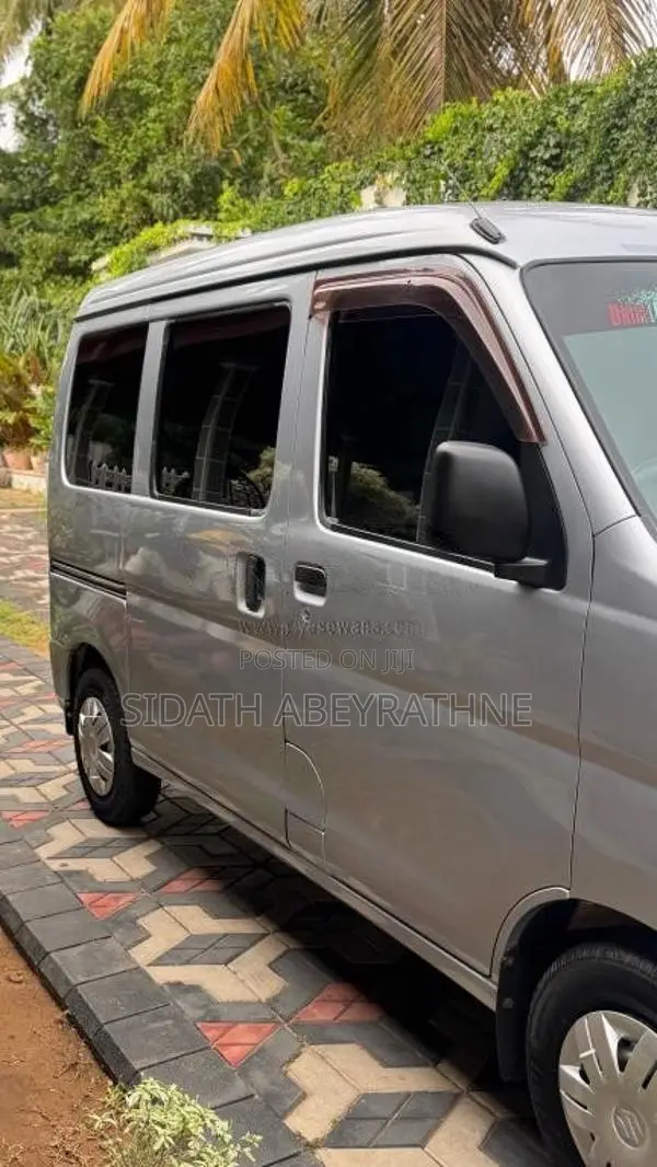 Daihatsu Cargo Van S320 2007 Van (Used)