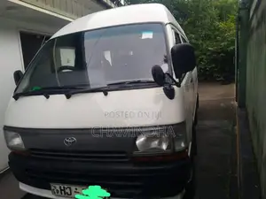Toyota LH113 1998 Van (Used)