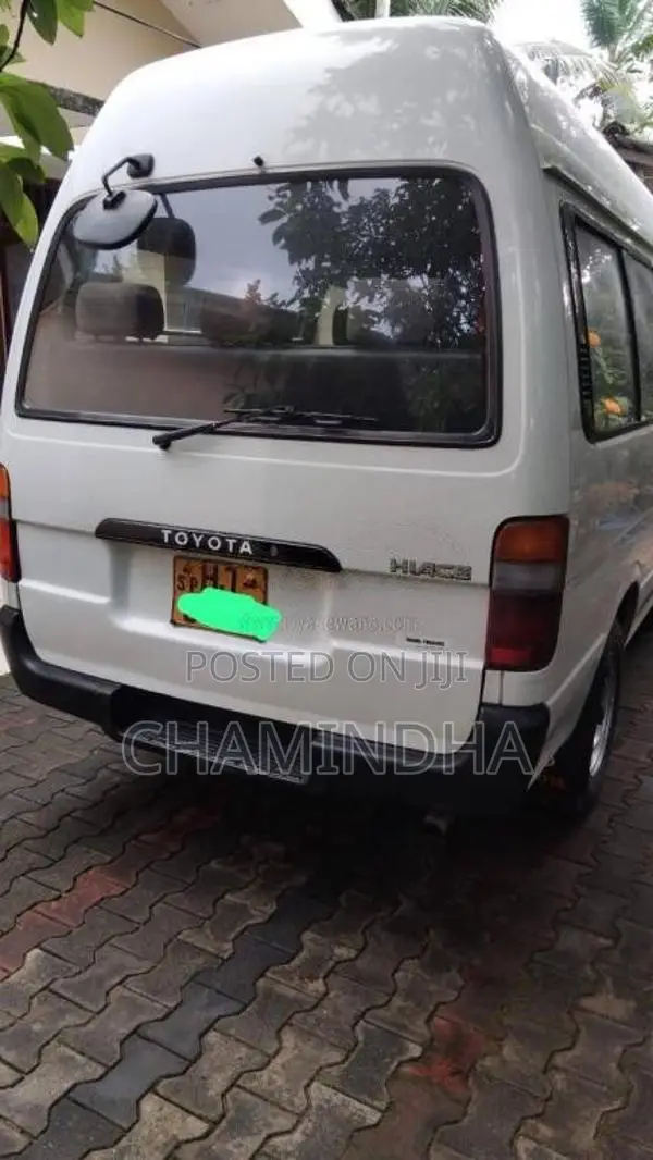 Toyota LH113 1998 Van (Used)