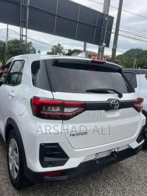 Toyota Raize X 2023 SUV Unregistered (Recondition)