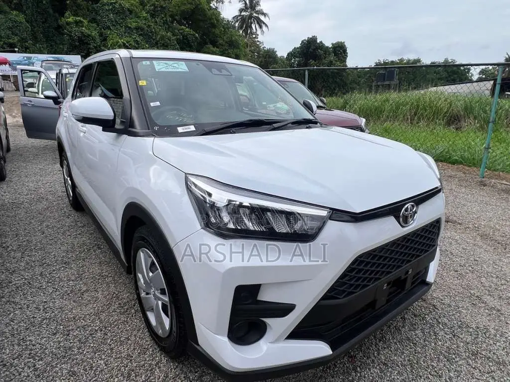 Toyota Raize X 2023 SUV Unregistered (Recondition)