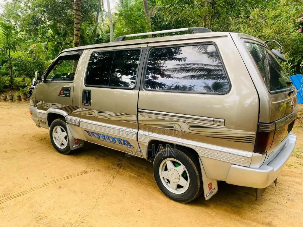 Toyota TownAce 1989 Van (Used)