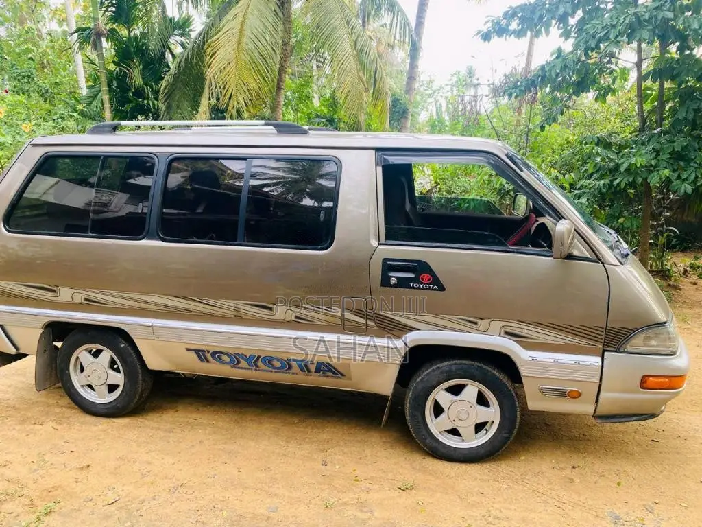 Toyota TownAce 1989 Van (Used)