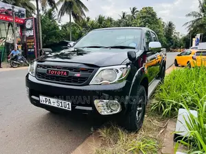 Toyota Hilux 2006 Pickup (Used)