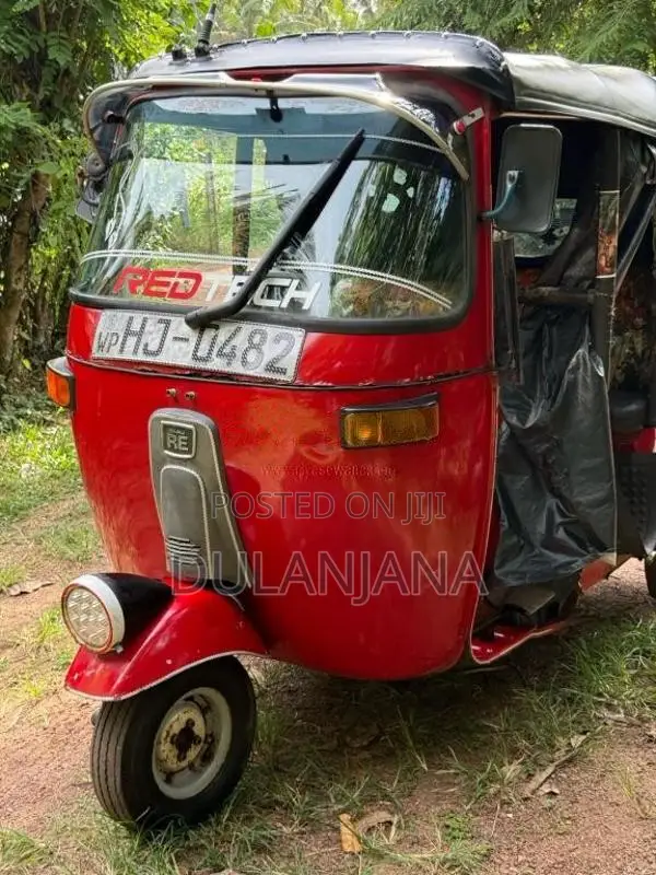 Bajaj 2 Stroke 2004 Three Wheel (Used)