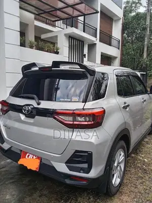 Toyota Raize 2026 SUV (Used)
