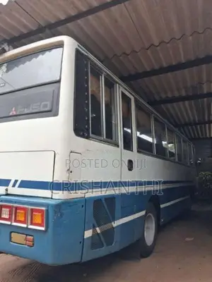 Mitsubishi Fuso 1989 Bus (Used)