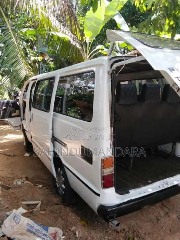 Toyota Lh30 1980 Van (Used)