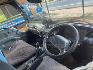 Isuzu APR 71L 2000 Lorry (Used)