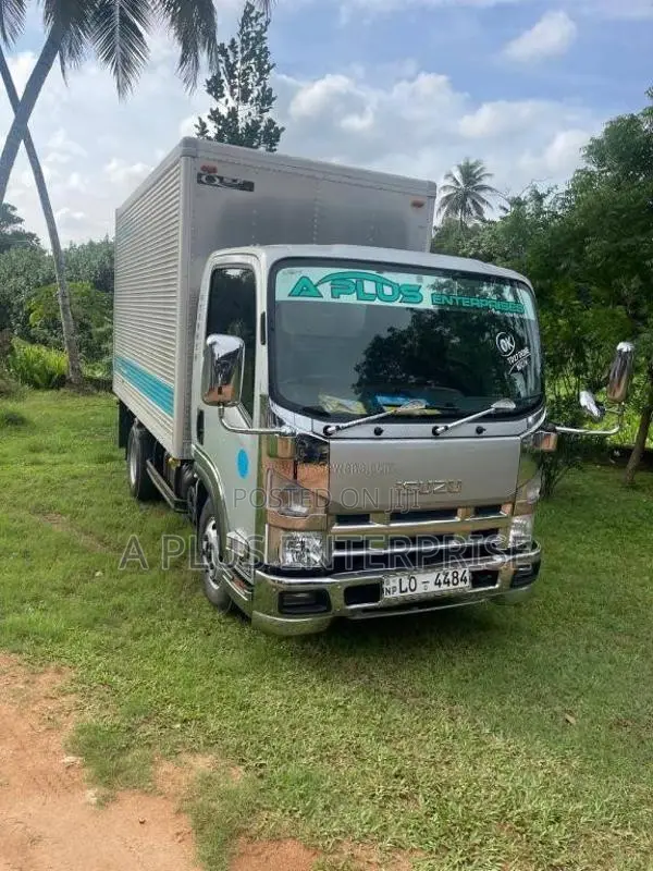 Isuzu NMR 2019 Lorry (Used)