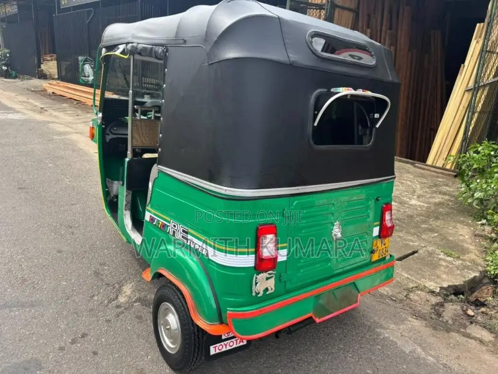 Bajaj RE 2010 Three Wheel (Used)