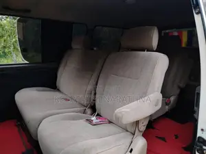 Toyota Lh 119 Dolphin 1998 Van (Used)