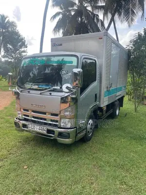 Isuzu NMR 2019 Lorry (Used)