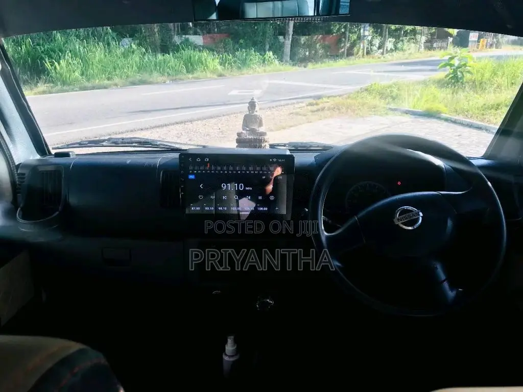 Nissan Clipper 2013 Van (Used)