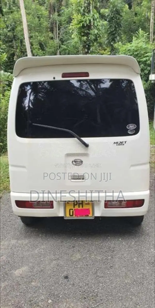 Daihatsu Hijet 2015 Van (Used)