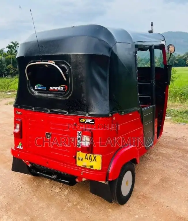 Bajaj RE 2015 Three Wheel (Used)