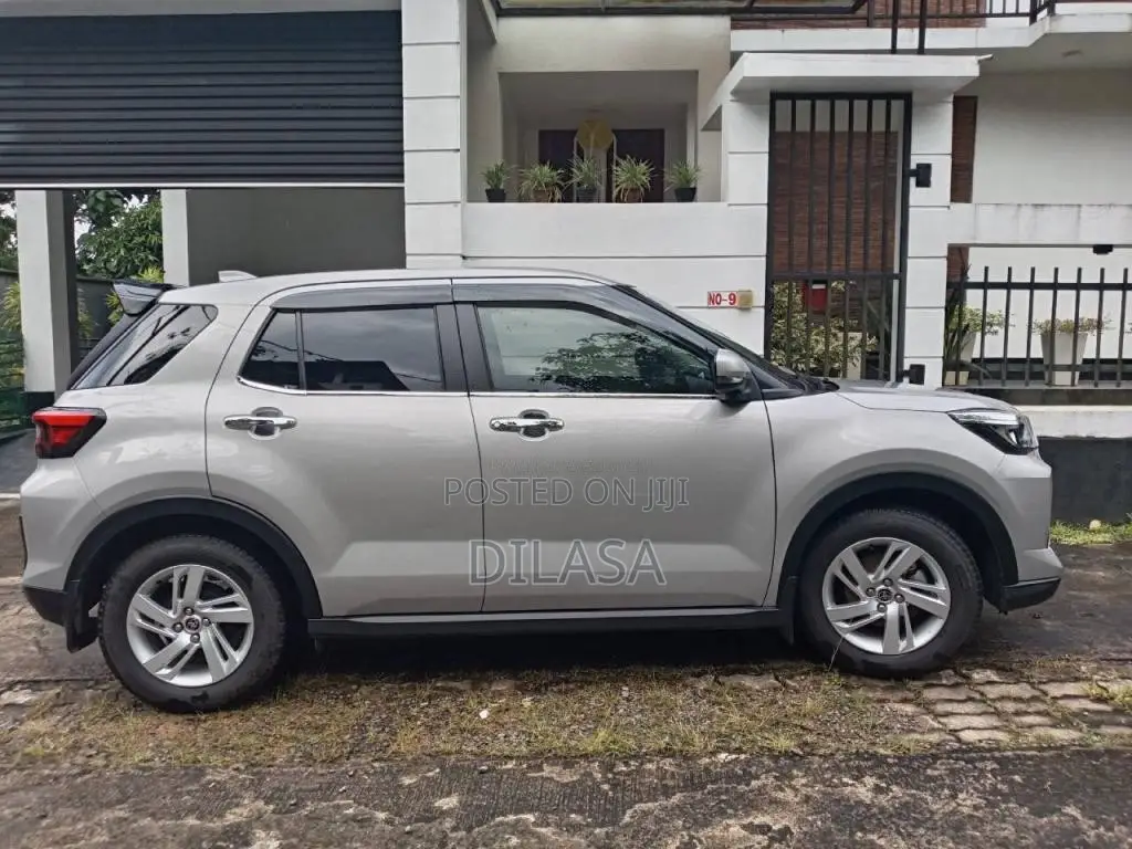Toyota Raize 2026 SUV (Used)