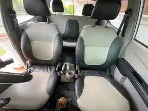 Mitsubishi L200 2010 Pickup (Used)