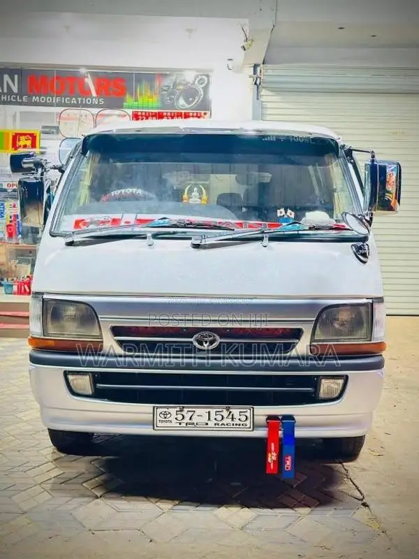 Toyota LH113 1990 Van (Used)