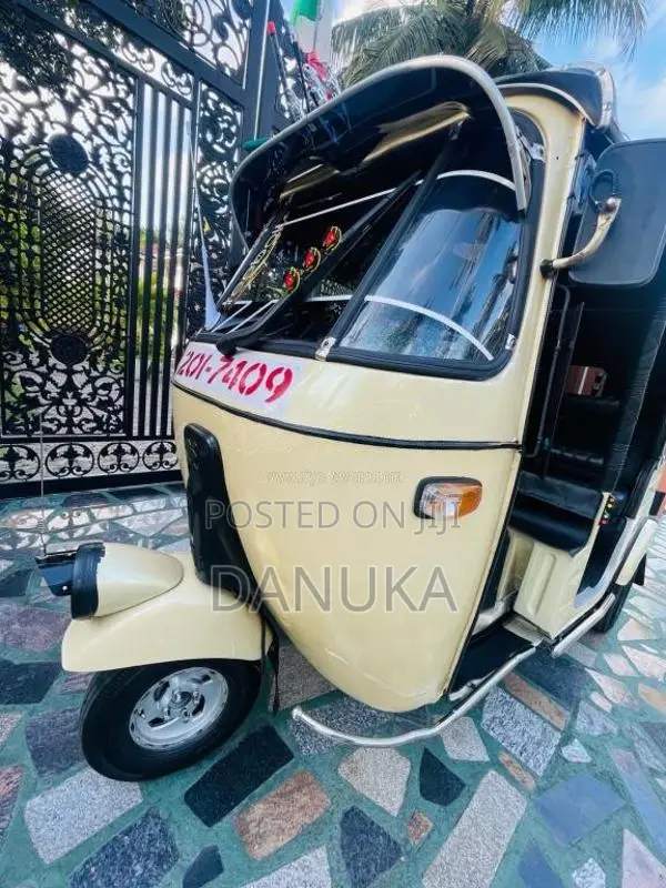 Bajaj RE 1997 Three Wheel (Used)
