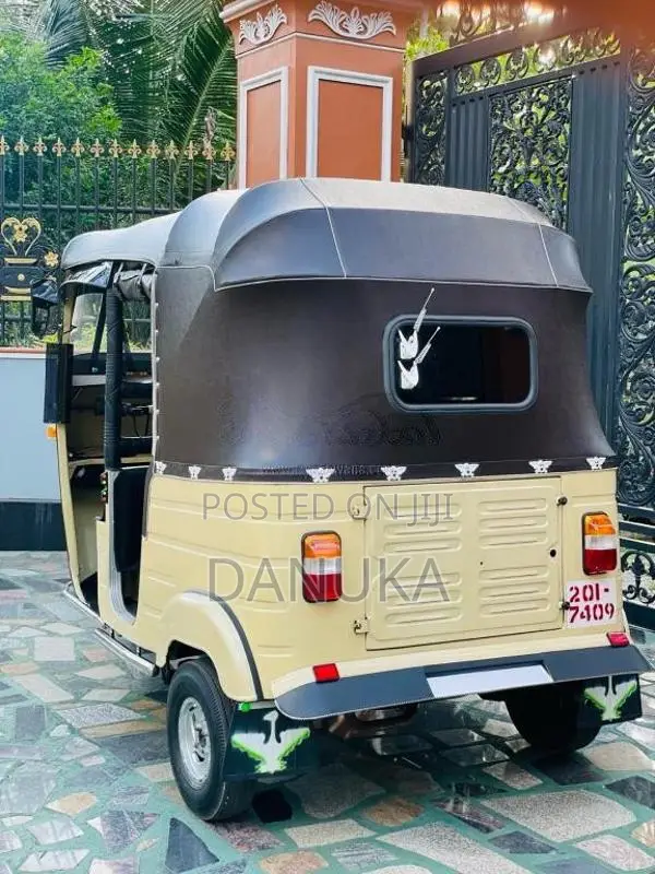 Bajaj RE 1997 Three Wheel (Used)