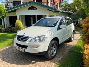Micro Kyron 2014 SUV (Used)
