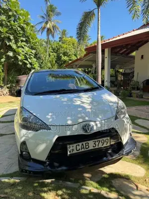 Toyota Aqua 2012 Car (Used)
