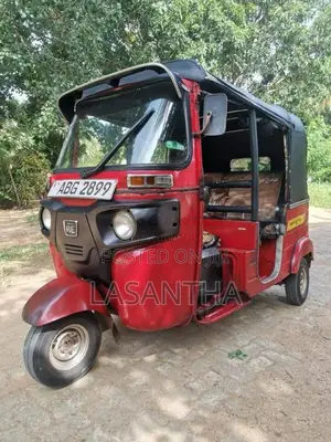 Bajaj Re 2015 Three Wheel (Used)
