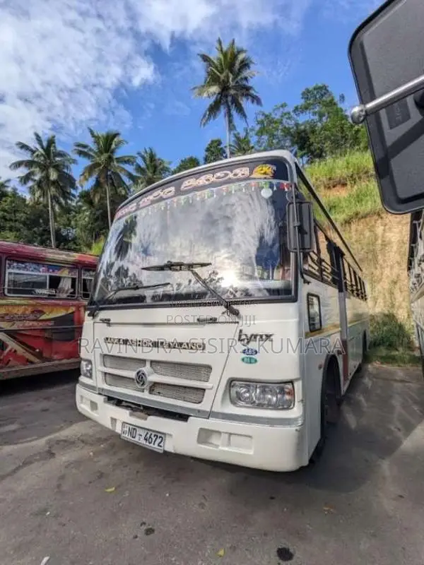 Ashok-Leyland Lynx 2017 Bus (Used)