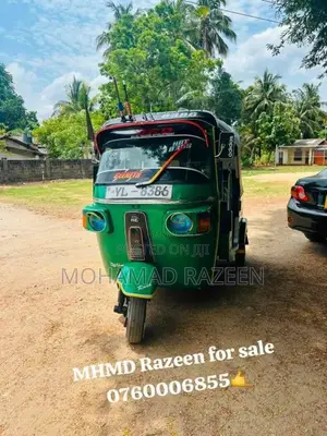 Bajaj RE 205 2011 Three Wheel (Used)