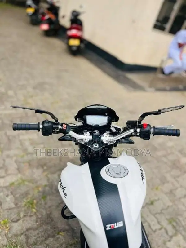 TVS Apache 2017 Motorbike (Used)