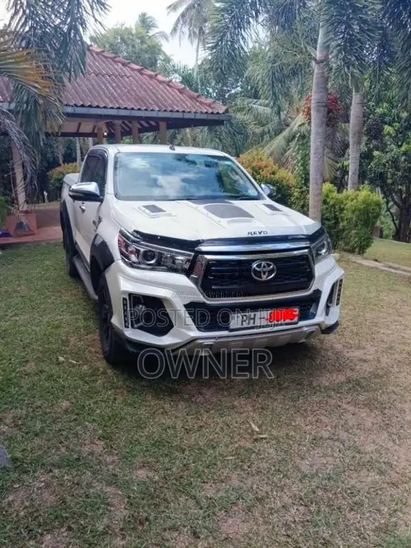 Toyota Hilux Revo Rocco 2017 Pickup (Used)